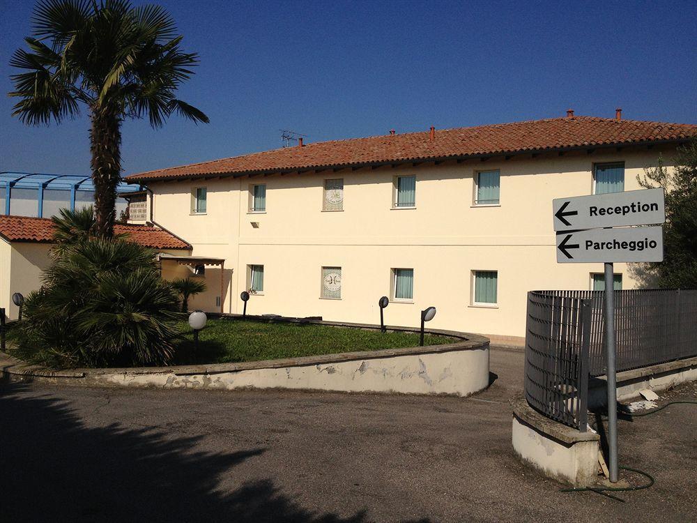Hotel Conte Luna Bologna Bagian luar foto