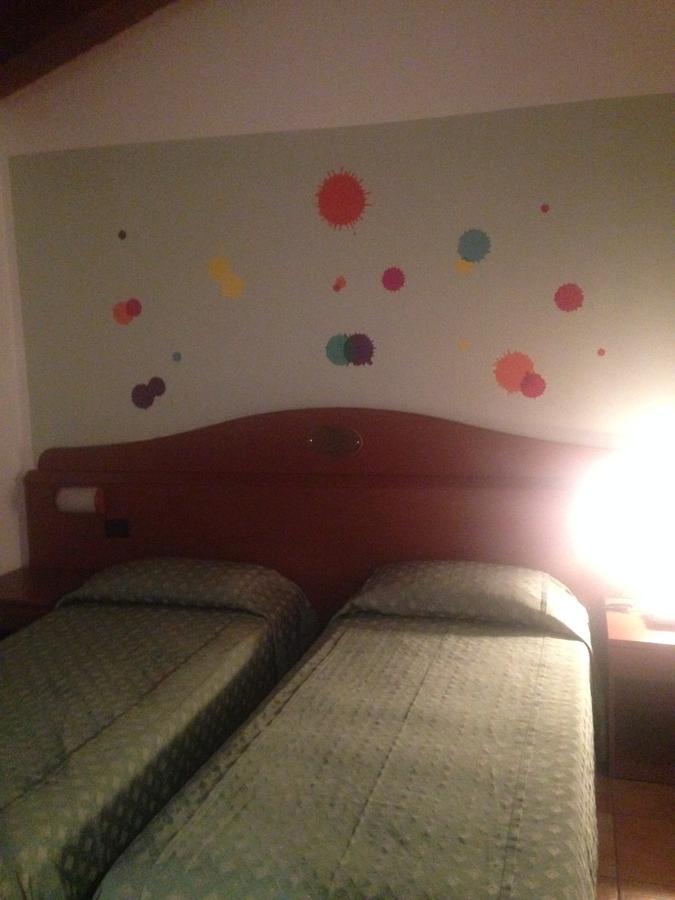 Hotel Conte Luna Bologna Bagian luar foto